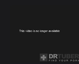 مفلس tube8 boobs